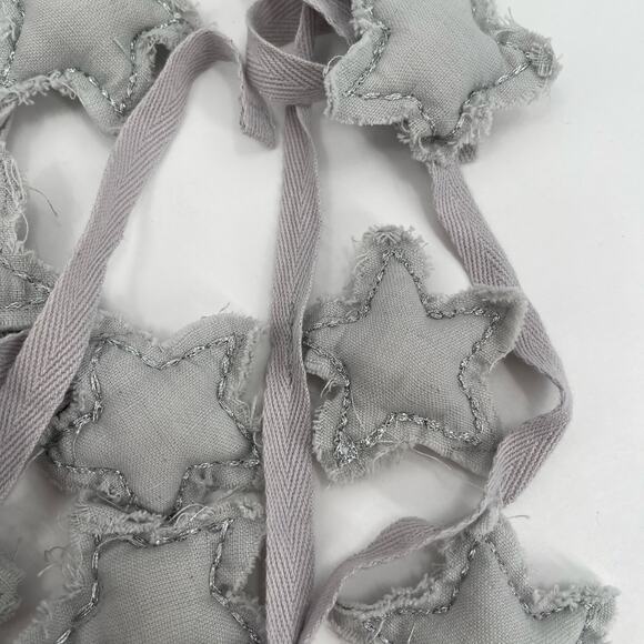 LAND OF NOD Star Garland Raw Fabric Hem Silver Gray Holiday Christmas New Years - Picture 3 of 11